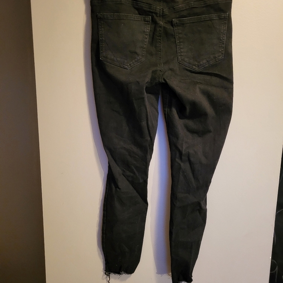 Kendall & Kylie Women Jean's Size 29x25 - Picture 3 of 6